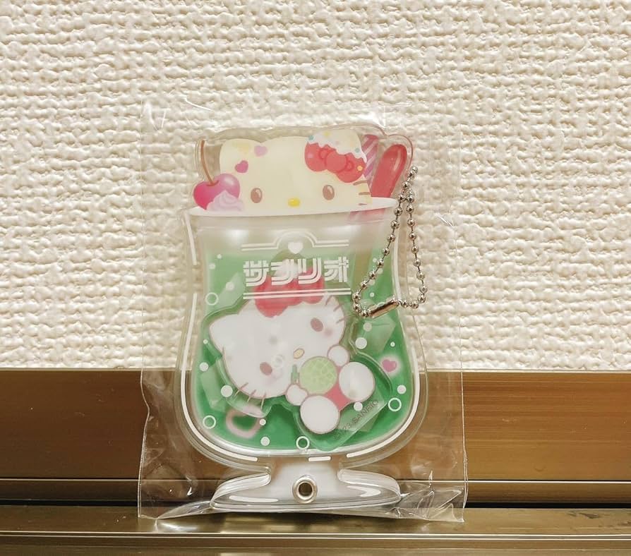 ハローキティ ストラップ クリームソーダ チャーム ハローキティ ガチャガチャ クリームソーダ サンリオカフェ